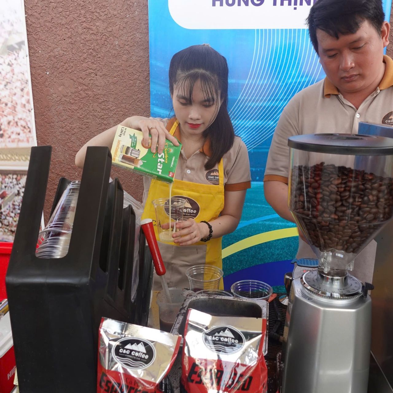 Hơn 1000 ly cà phê C&#038;C Coffee miễn phí phục vụ Ngày hội hiến máu 8/11/2024 tại Dĩ An