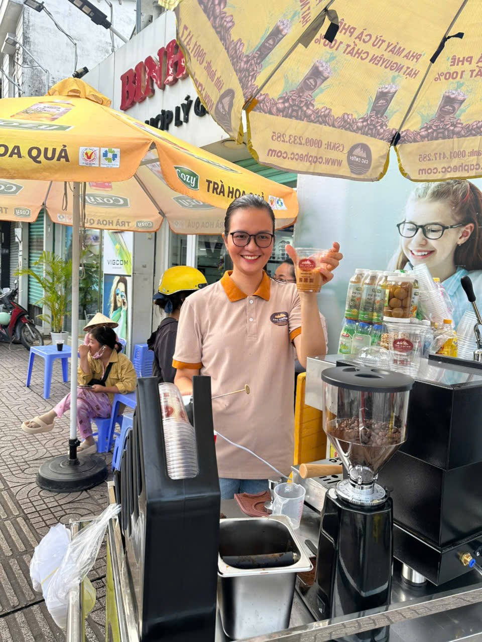 Thanh xuân rực rỡ – Tuổi trẻ C&#038;C Coffee