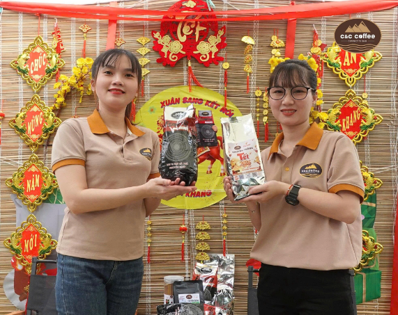 MỞ QU&Aacute;N C&Agrave; PH&Ecirc; C&Oacute; DỄ KH&Ocirc;NG?