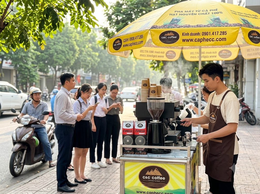 Xe cà phê C&C vận hành trong giờ cao điểm